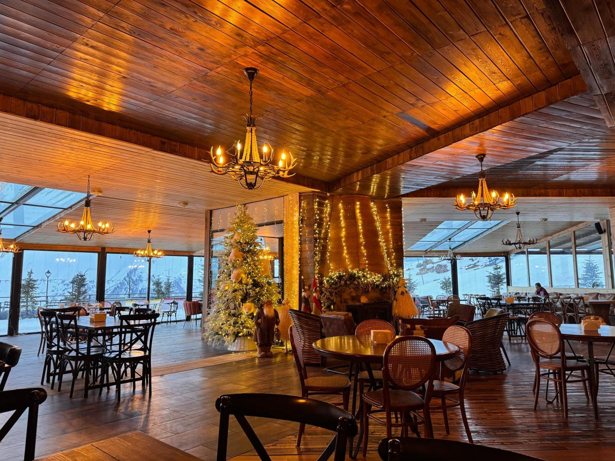 Gudauri Atrium Aparthotel Luaran gambar