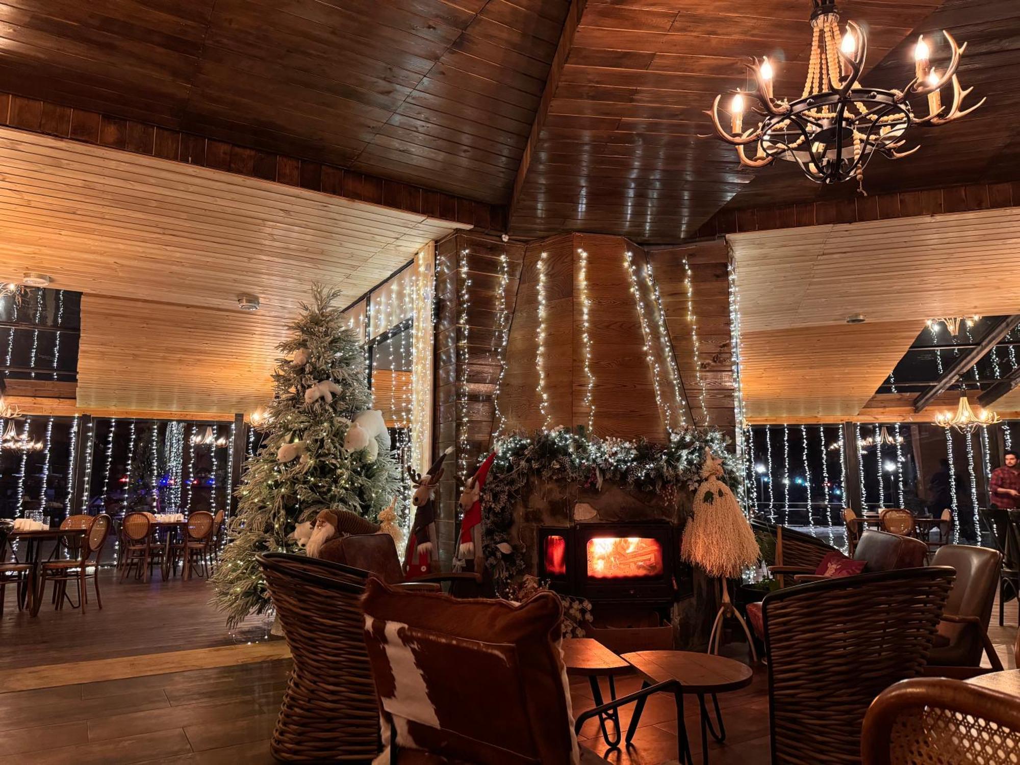 Gudauri Atrium Aparthotel Luaran gambar